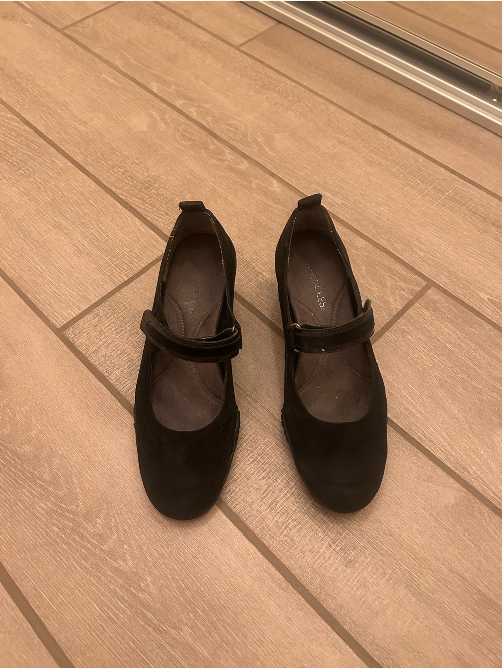 AEROSOLES Black Mary Jane Suede Flats with Strap